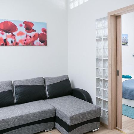 Forras Apartman Eger Bagian luar foto