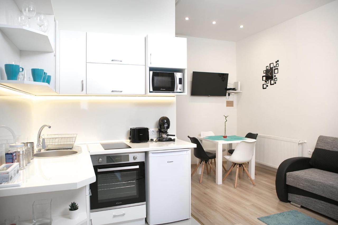 Forras Apartman Eger Bagian luar foto